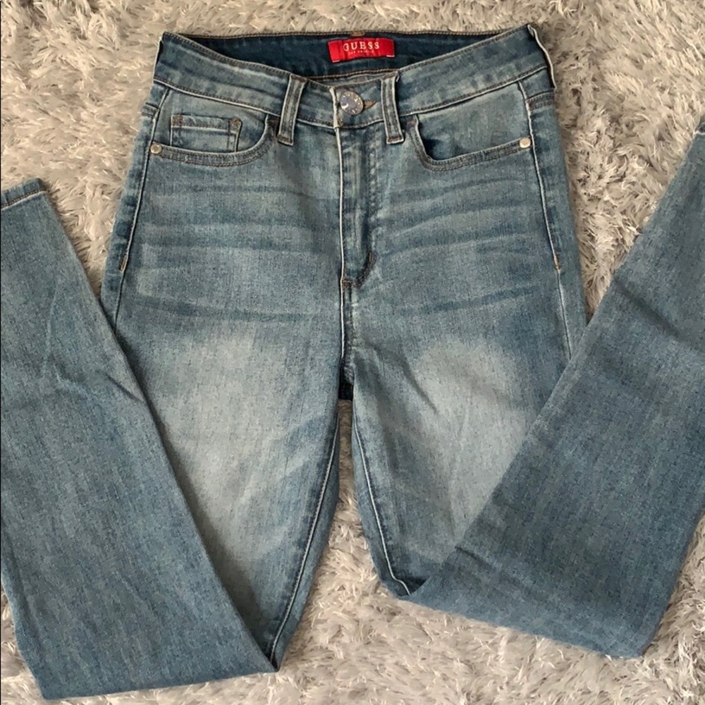 GUESS jeans!! - Picture 2 of 4